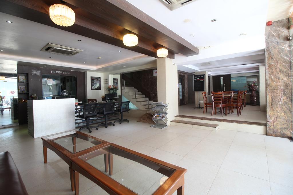 Hotel Samrat Мумбаї Екстер'єр фото