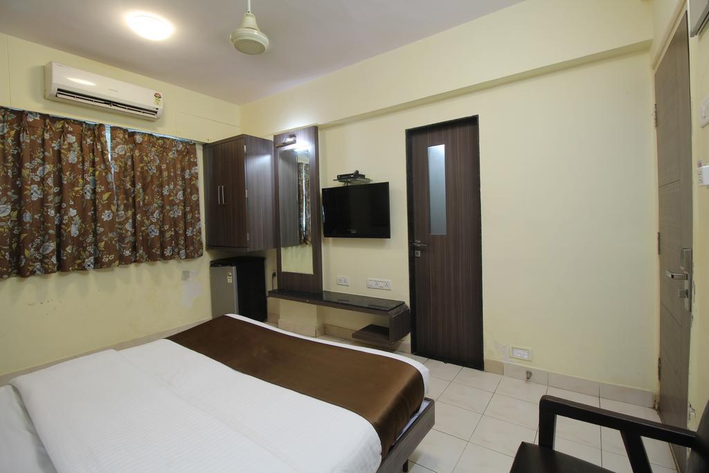 Hotel Samrat Мумбаї Номер фото